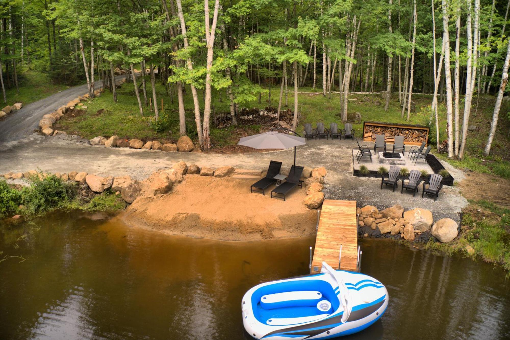 Kallm-Mont-Tremblant Chalet With Hot Tub, Pond & Beach On Private 7Acre Estate Lac-Supérieur Extérieur photo